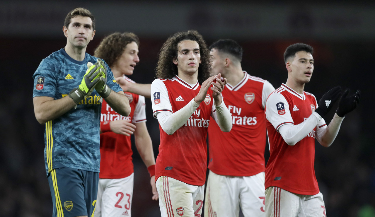 英超-曼联3-0西汉姆联：超过利物浦的机会来了｜前瞻（英超前瞻：曼联剑指3-0西汉姆，反超利物浦良机在望）