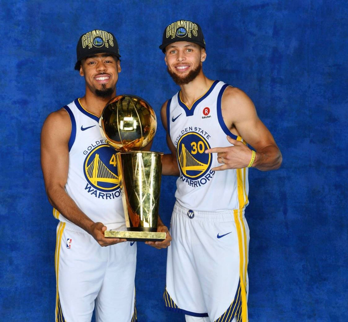 追梦：随便一个内线都是小约基奇，这太扯了，约基奇只有一个（追梦：动不动就给内线贴“小约基奇”标签太离谱，约基奇只有一个）