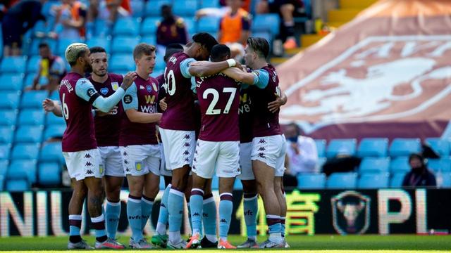 迪尼：谢什科在场上犹豫不决，他从来都和队友不在一个频道上（迪尼：谢什科比赛中优柔寡断，始终与队友不同步）