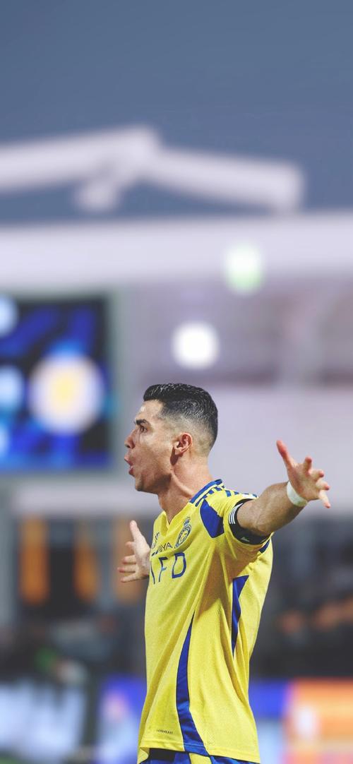 美记：黄蜂有意交易塞克斯顿，森林狼是值得关注的潜在下家（美媒：黄蜂拟交易塞克斯顿，森林狼或成值得关注的潜在下家）