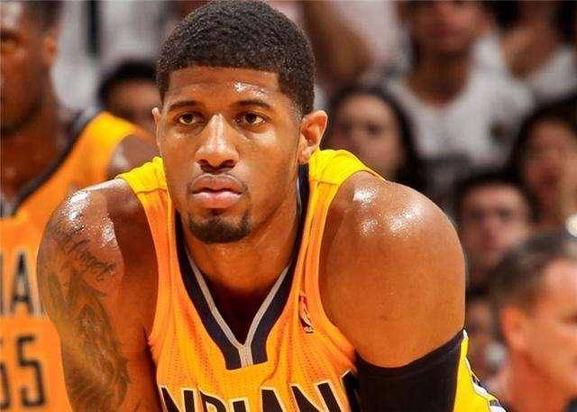 足球国足体脂数据公布，多名球员达标（国足发布体脂率数据，多人符合标准）