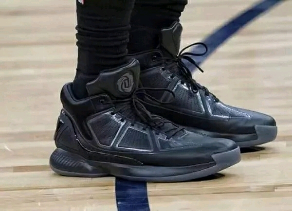 哥伦比亚11月大名单：J罗、迪亚斯领衔，里奥斯、卢库米在列（哥伦比亚11月国家队名单出炉：J罗、迪亚斯领衔，里奥斯、卢库米入选）