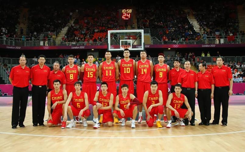 徐阳：邵佳一的融合与沟通能力强；希望更多年轻教练挺身而出（徐阳：邵佳一融合沟通出众，期待更多年轻教练站出来）